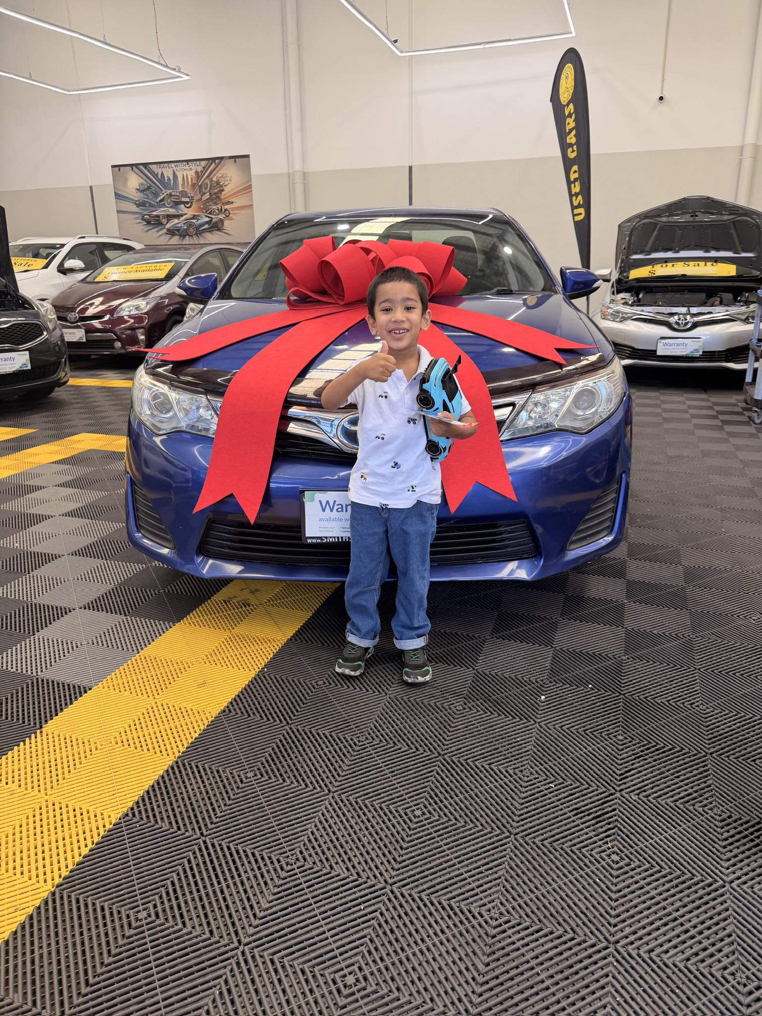 SOLD – 2012 Toyota Camry Hybrid